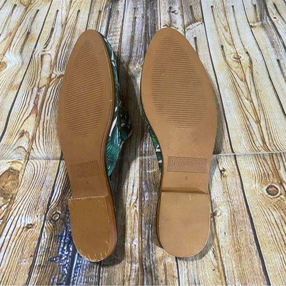 Kenneth Cole Reaction Speed Floral Tropical Beaded Flat Heel Slide Mules - Picture 3 of 4